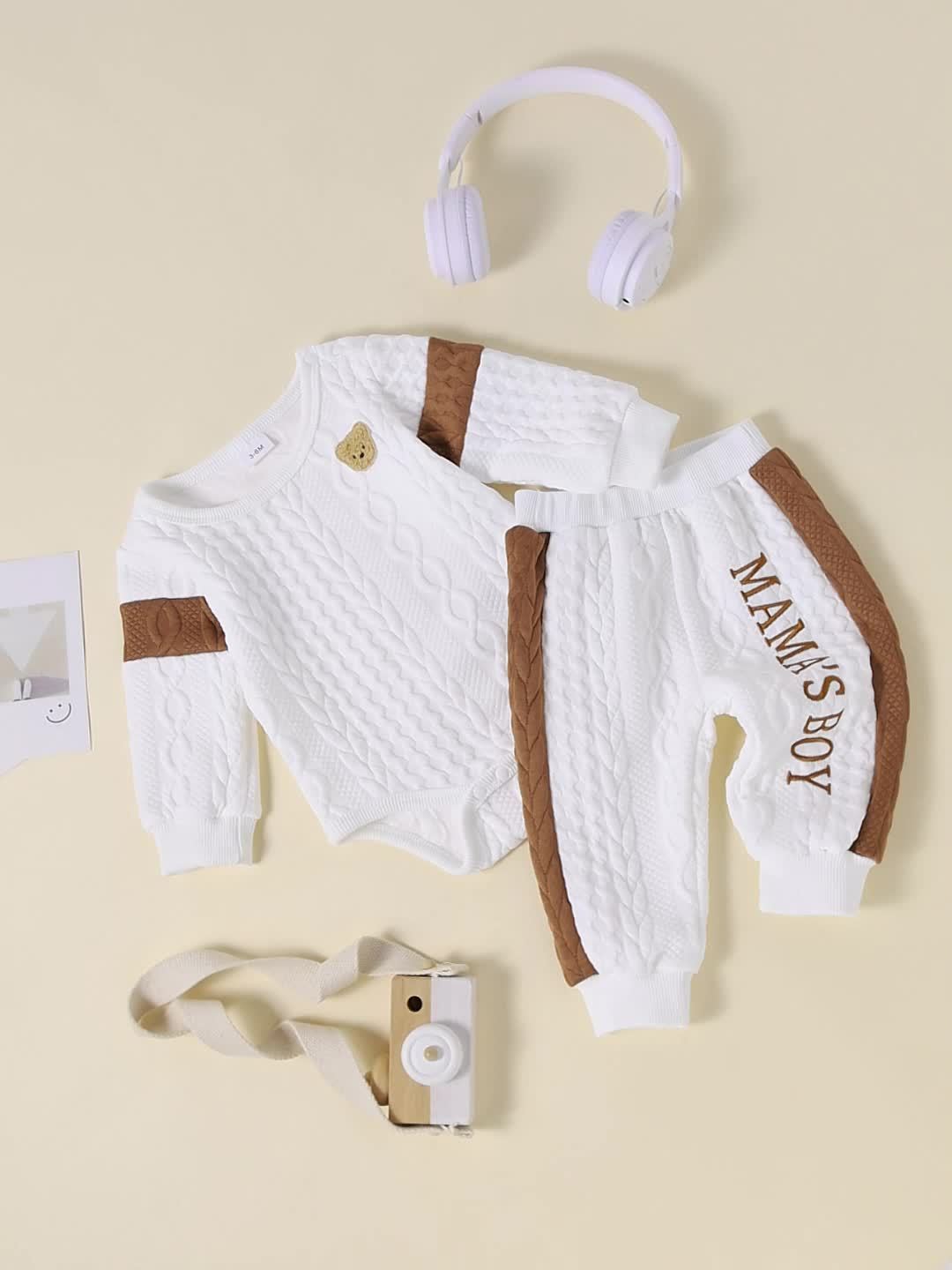 2pc Baby Boy Bear Romper & "Mom'S Boy" Pants Set