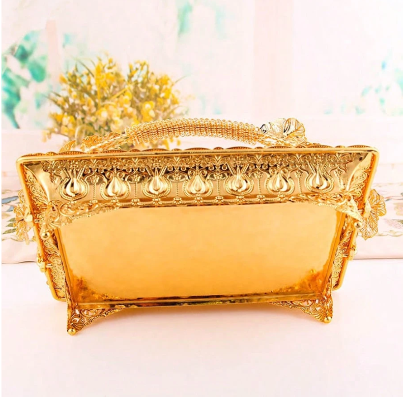 Stylish Metal Fruit Snack Basket - Multifunctional Retro Tray with Handle for Home, Kitchen, and Party Decor