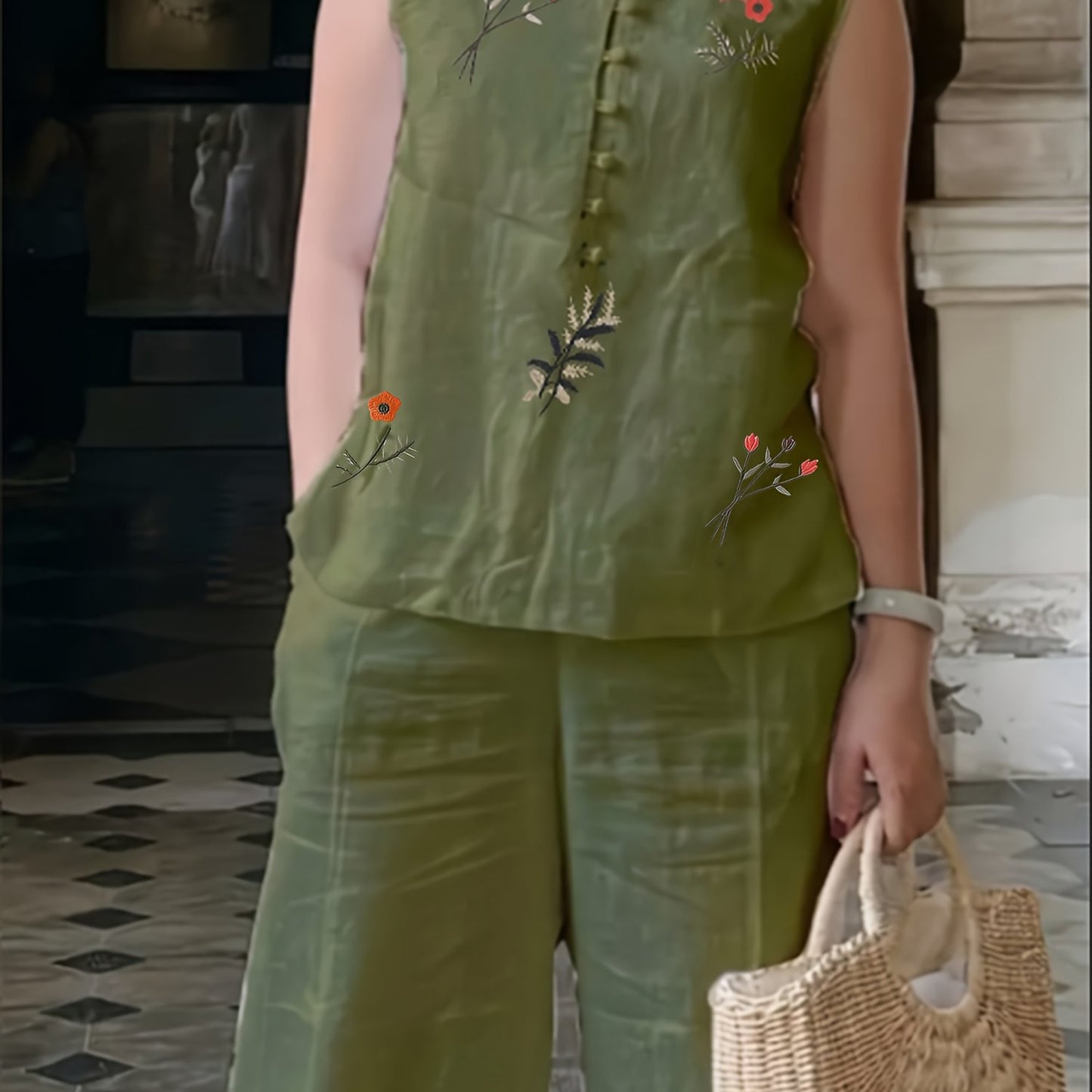 🐉 Chinese Style Embroidered Two-Piece Set for Women - Breathable Vest & Elegant Pants