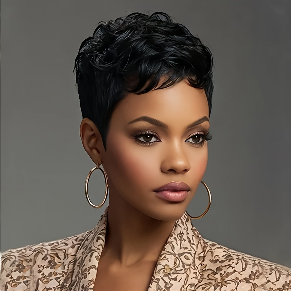 Short Pixie Cut Synthetic Wavy Wig with Bangs (180% Density)