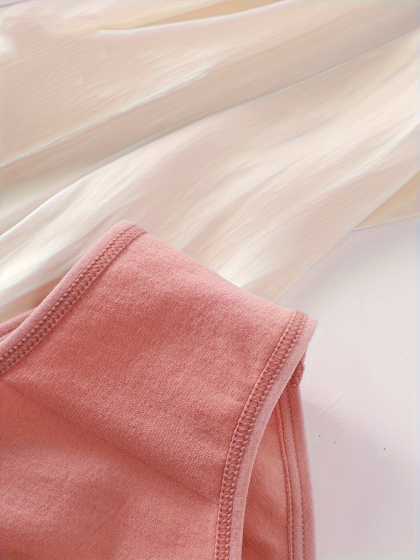 Set of 4 Mixed Color Low-Rise Women'S Underwear with a Hollow Design, Sporty Style, Seamless, Suitable for And, Featuring a Unique Triangle Cut.