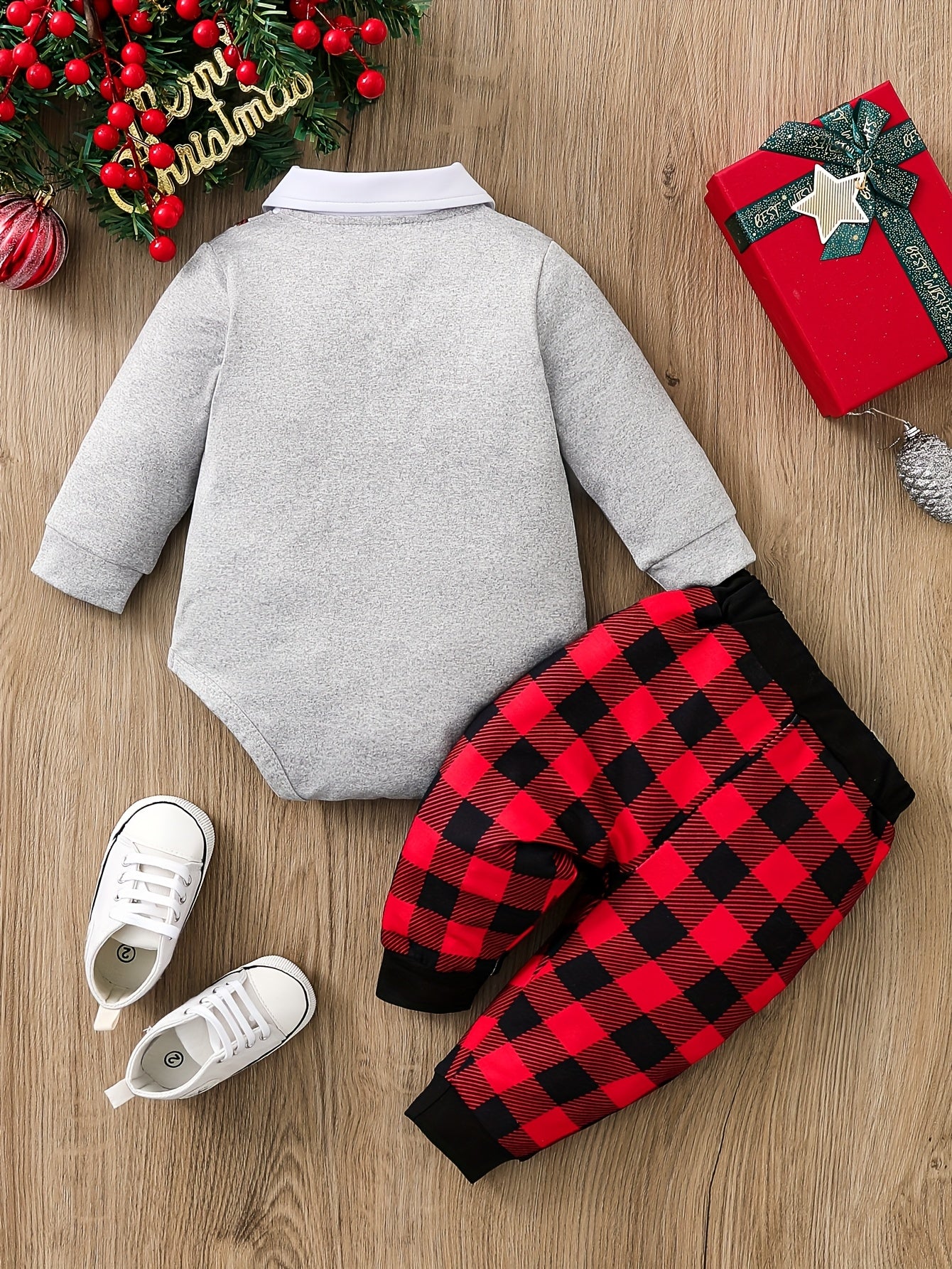 2pc Baby Christmas Romper Set with Bow Tie & Plaid