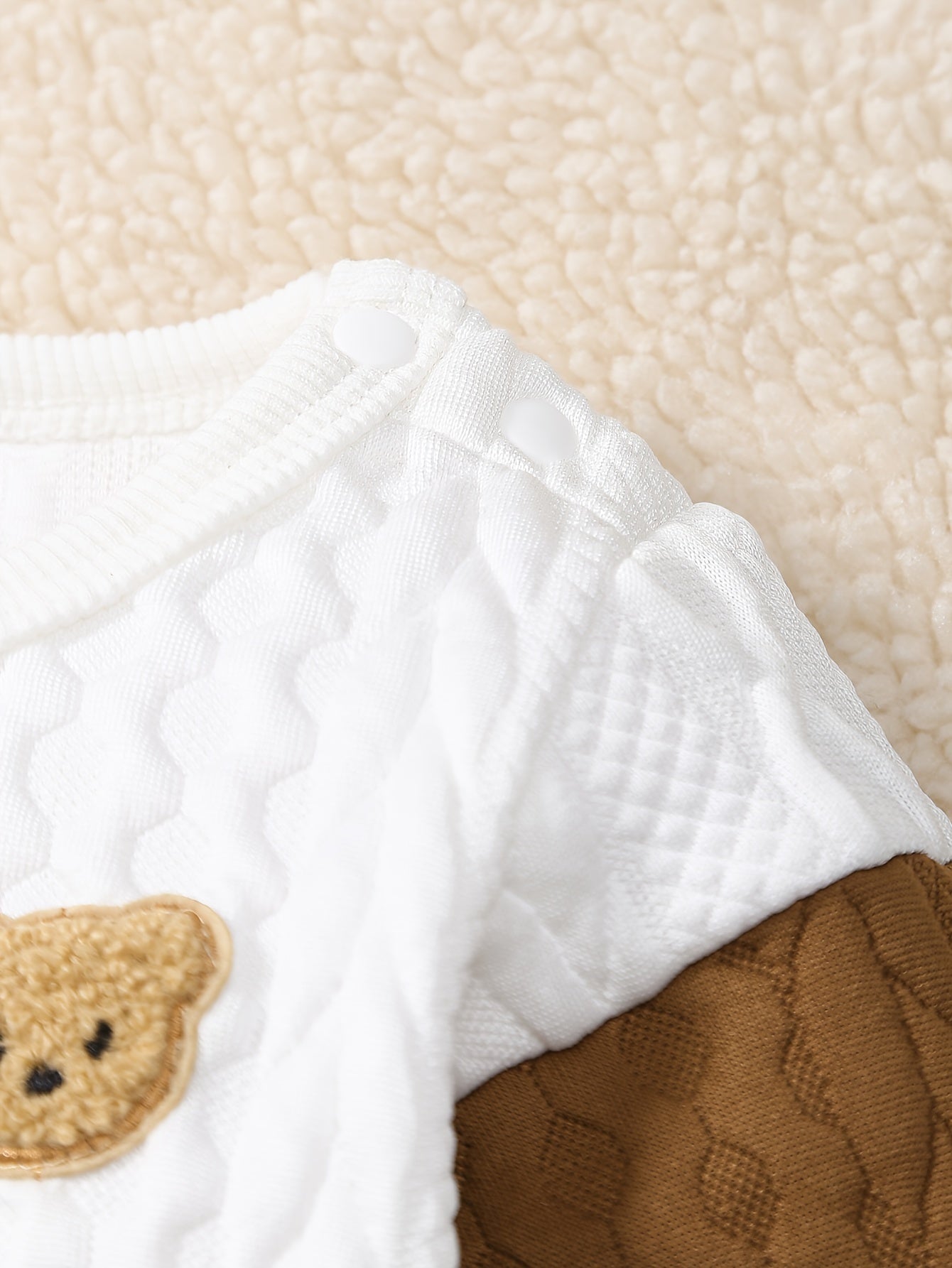 2pc Baby Boy Bear Romper & "Mom'S Boy" Pants Set