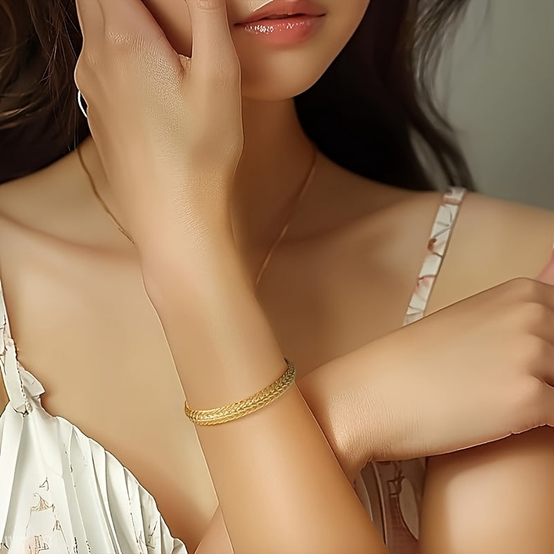 Title: 925 Sterling Silver Gold-Plated Twist Bracelet - 20g Unisex