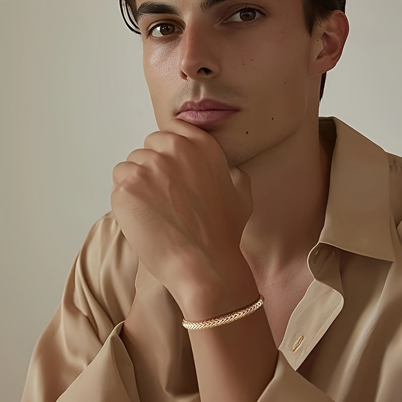 Title: 925 Sterling Silver Gold-Plated Twist Bracelet - 20g Unisex