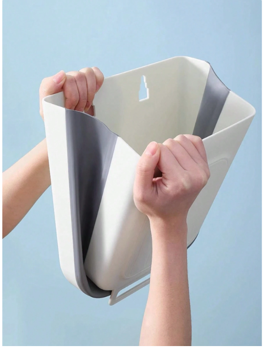 Collapsible Silicone Kitchen Trash Can - Hands-Free, Large Capacity Waste Bin for Easy Cleanup and Organization