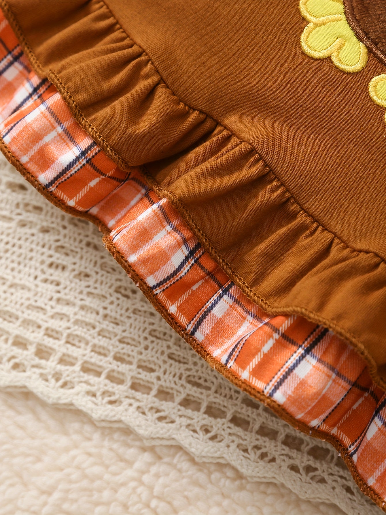 🦃 Baby Girl's 2-Piece Thanksgiving Outfit: Cute Turkey Top and Checkered Pants Set (Perfect for Holiday Wear)