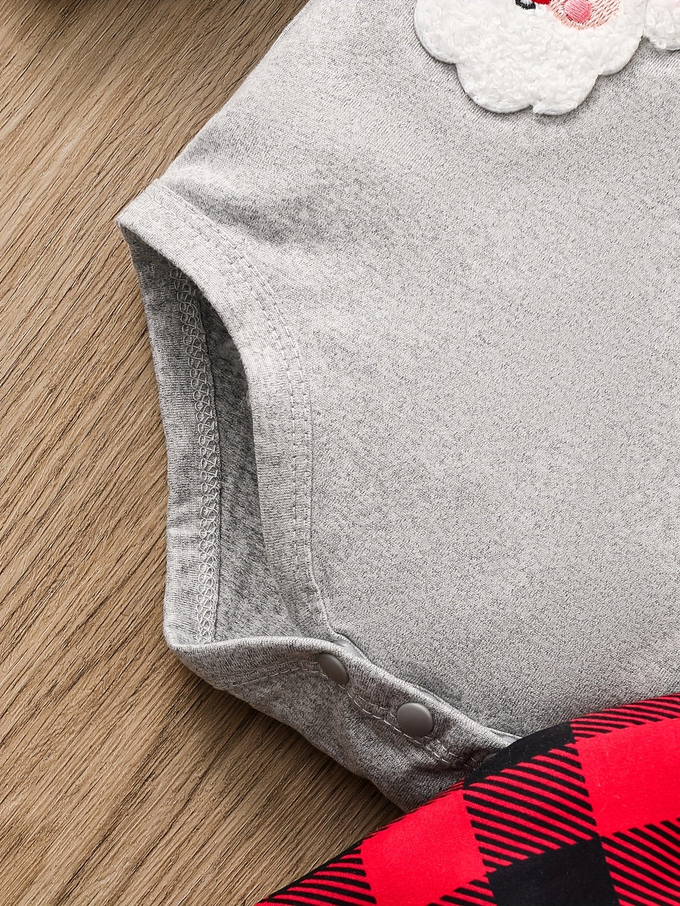 2pc Baby Christmas Romper Set with Bow Tie & Plaid