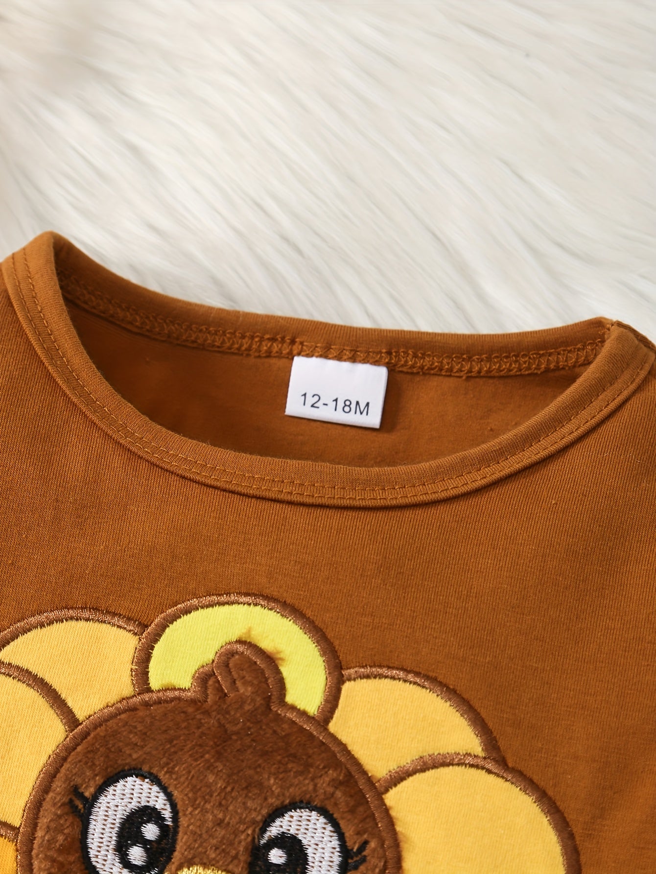 🦃 Baby Girl's 2-Piece Thanksgiving Outfit: Cute Turkey Top and Checkered Pants Set (Perfect for Holiday Wear)